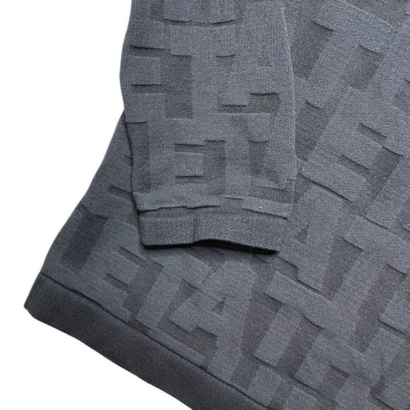 Athleta Black Momentum Top Black Logo Size Small - Picture 4 of 6